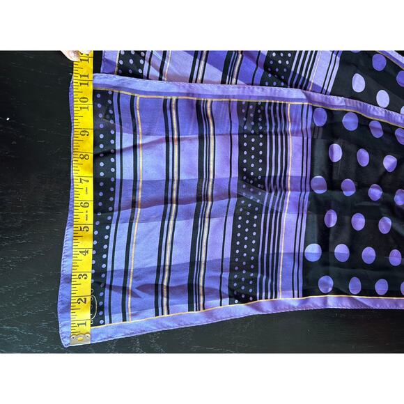 Oscar- Oscar De La Renta- silky purple black polka dots- neck scarf- gold - Picture 4 of 7